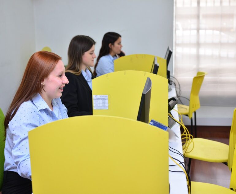 Canales de atencion Oncolife